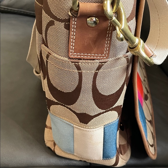 Coach Signature Messenger Bag with Colorful Accents - Picture 13 of 16